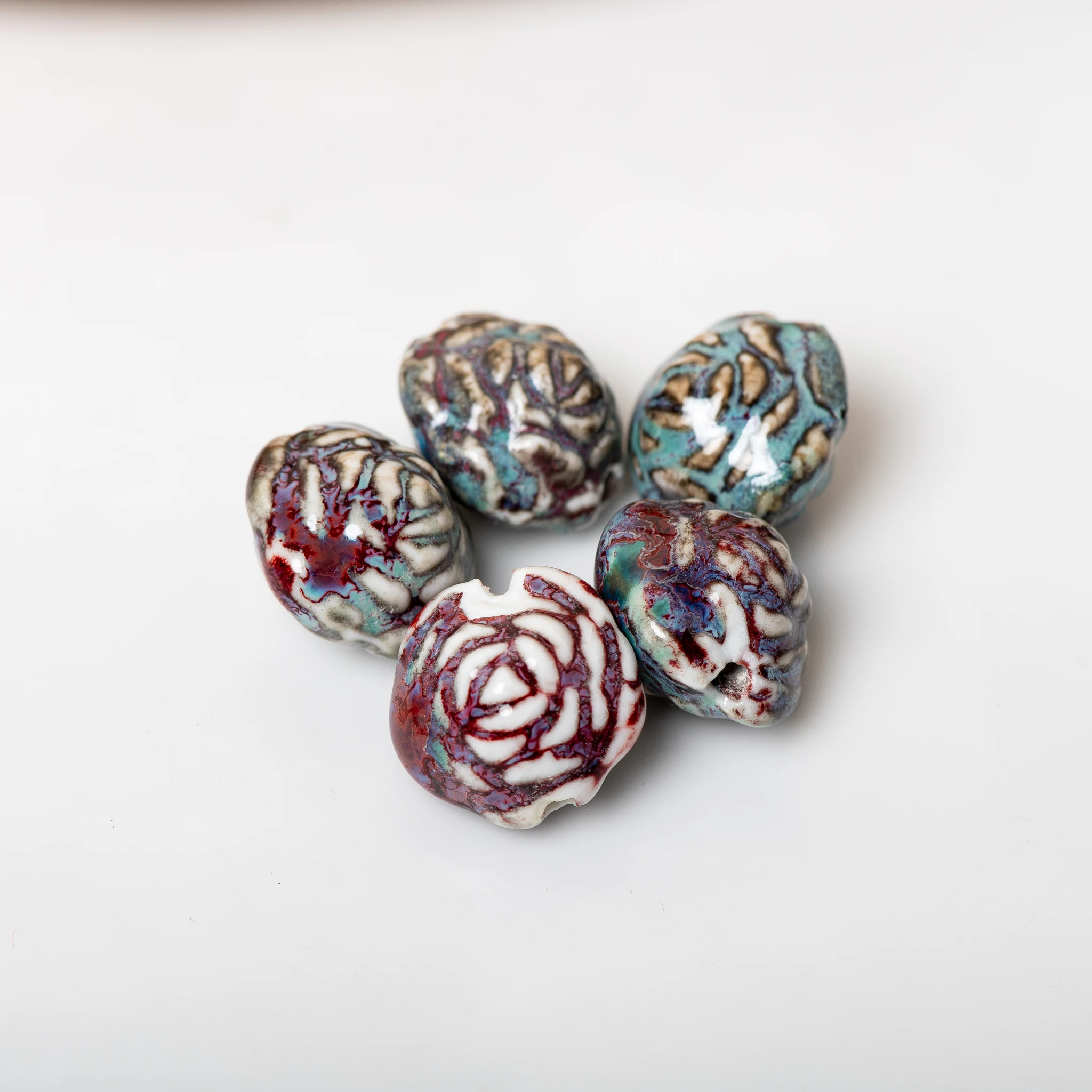 Ceramic Rose Beads for DIY Crafts Multi Color Flower Beads for Jewelry Making and Decoration