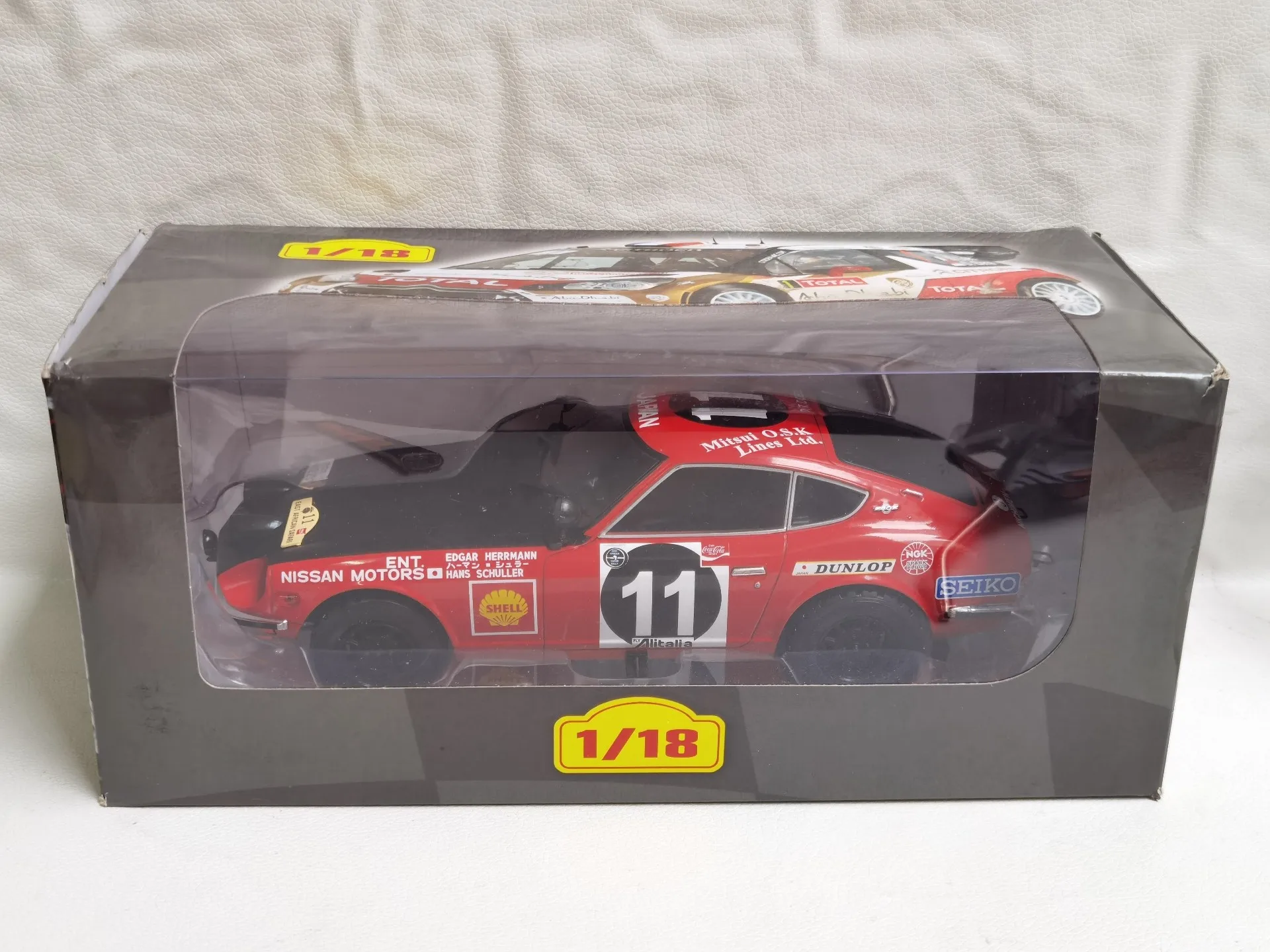 

Paint Defects Diecast Ixo 1/18 Scale DATSUN 240Z # 11 Rally Car F4F7 Alloy Car Model