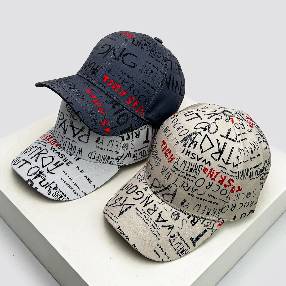 

New Unisex Hardtop Graffiti Letters Baseball Hats Breathable Personal Sunshade Hip Hop Peaked Caps Fashion ins Versatile Street