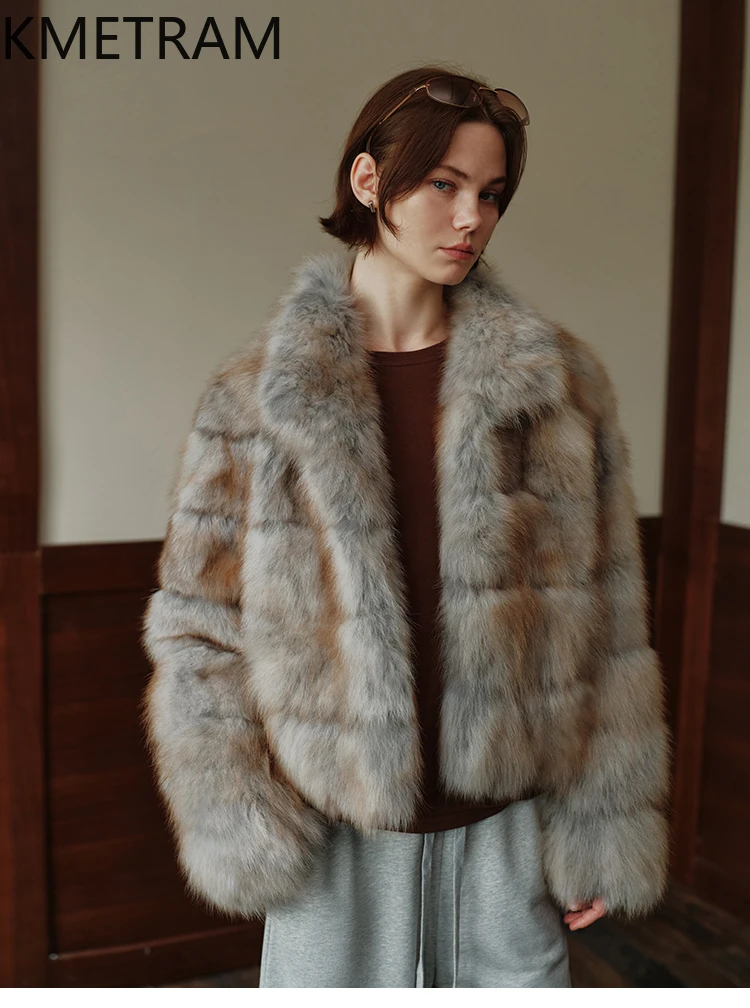 معطف فرو الثعلب الطبيعي لعام 100% للنساء عالي الجودة بياقة واقفة وسترة من الفرو الحقيقي ملابس نسائية شتوية 2025 سترات فروي قصيرة