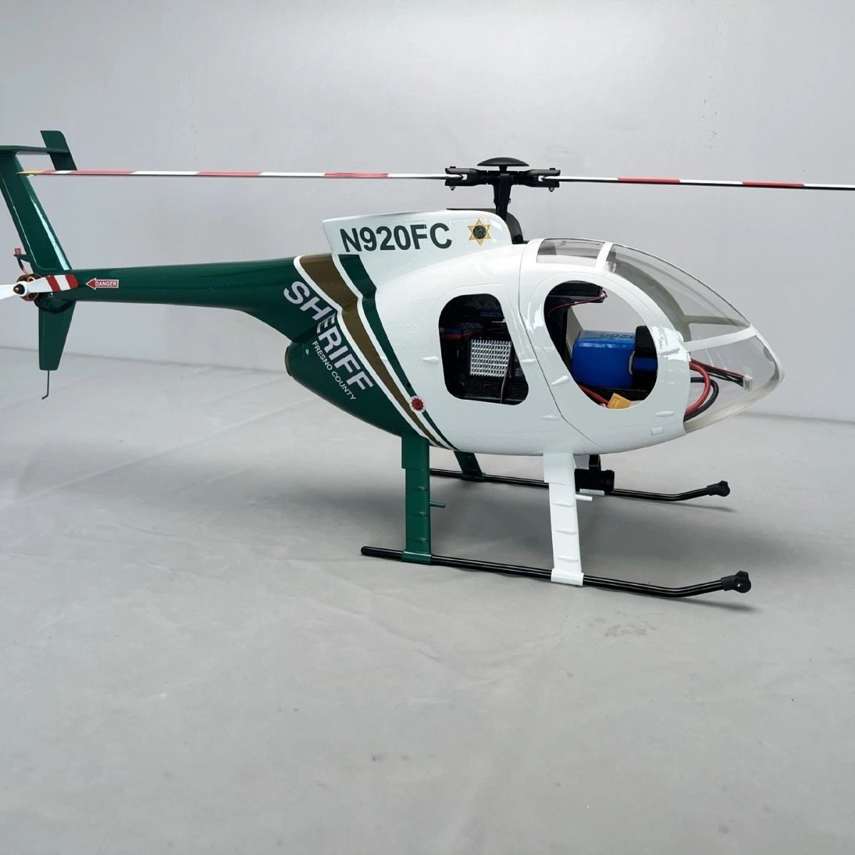 Real helicopter 470L MD500 simulated remote control armed helicopter, flight control GPS hover, return