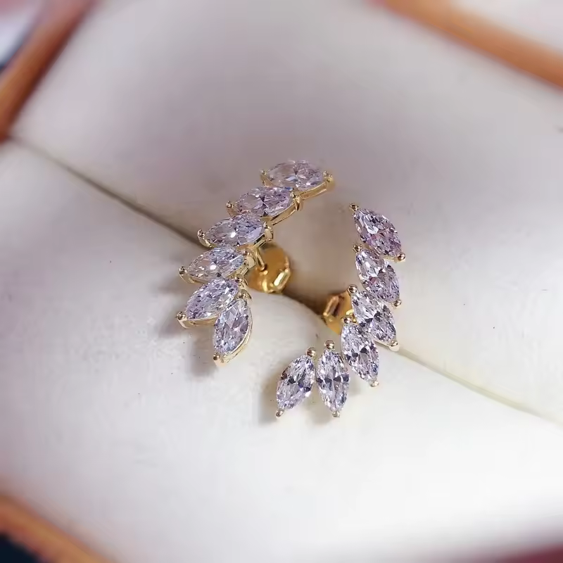 18K White Gold Feather Diamond Earrings