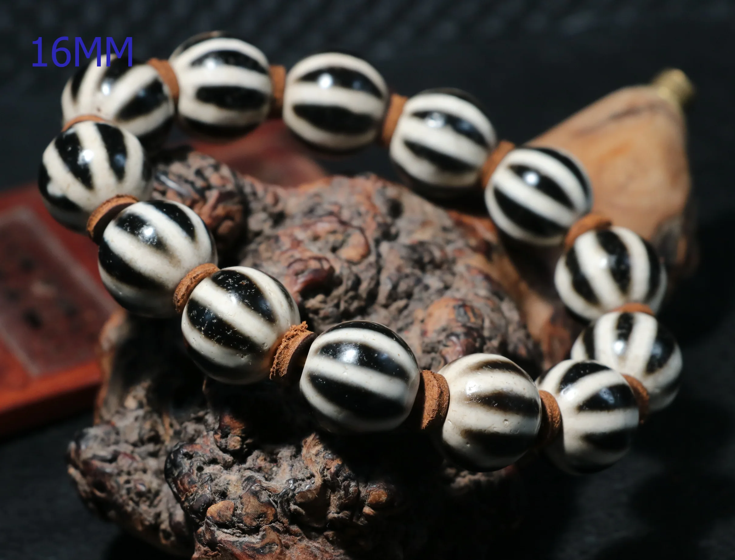 Ultra Energy Tibetan Old Agate Pumpkin Vein Round 16MM dZi Bead Big Bracelet