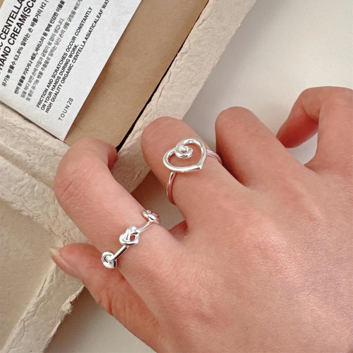 

New 925 Sterling Silver Hollow Heart Ring, Simple And Charming Finger Jewelry Accessories Suitable For Daily Wear