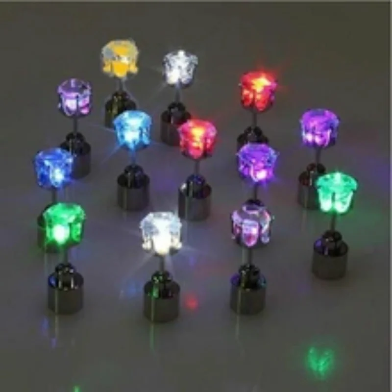 Boucles d\'oreilles pour garçons et filles, uniques, LED, lumière scintillante, cadeau de noël, fête d\'halloween, bijoux à la mode