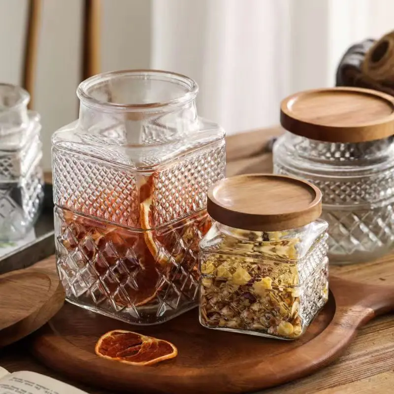 

Vintage Carved Wood Lid Airtight Glass Jar,Kitchen Storage Container, Moistureproof Food Storage Bottle for Coffee Tea Spices ‌