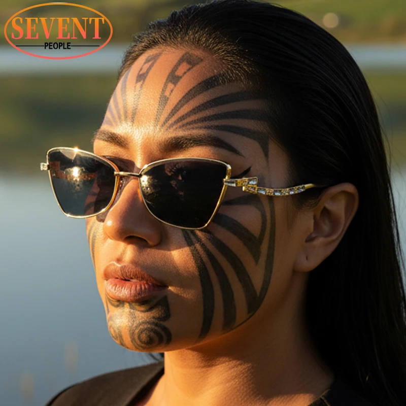 

Small Frame Sexy Cat Eye Sunglasses Women 2025 Luxury Brand Trendy Metal Rhinestones Sun Glasses For Ladies Outdoor Shades UV400