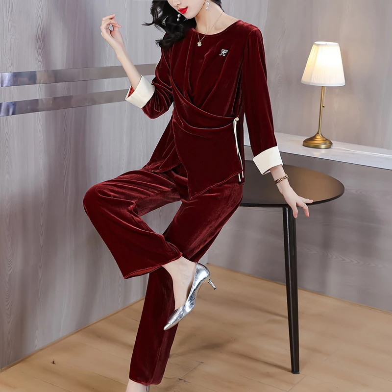 2023 Autumn/Winter New Deep Red Silk Velvet O-Neck Long Sleeve Pants Two Piece Loose Large Slim T-shirt Pants Set