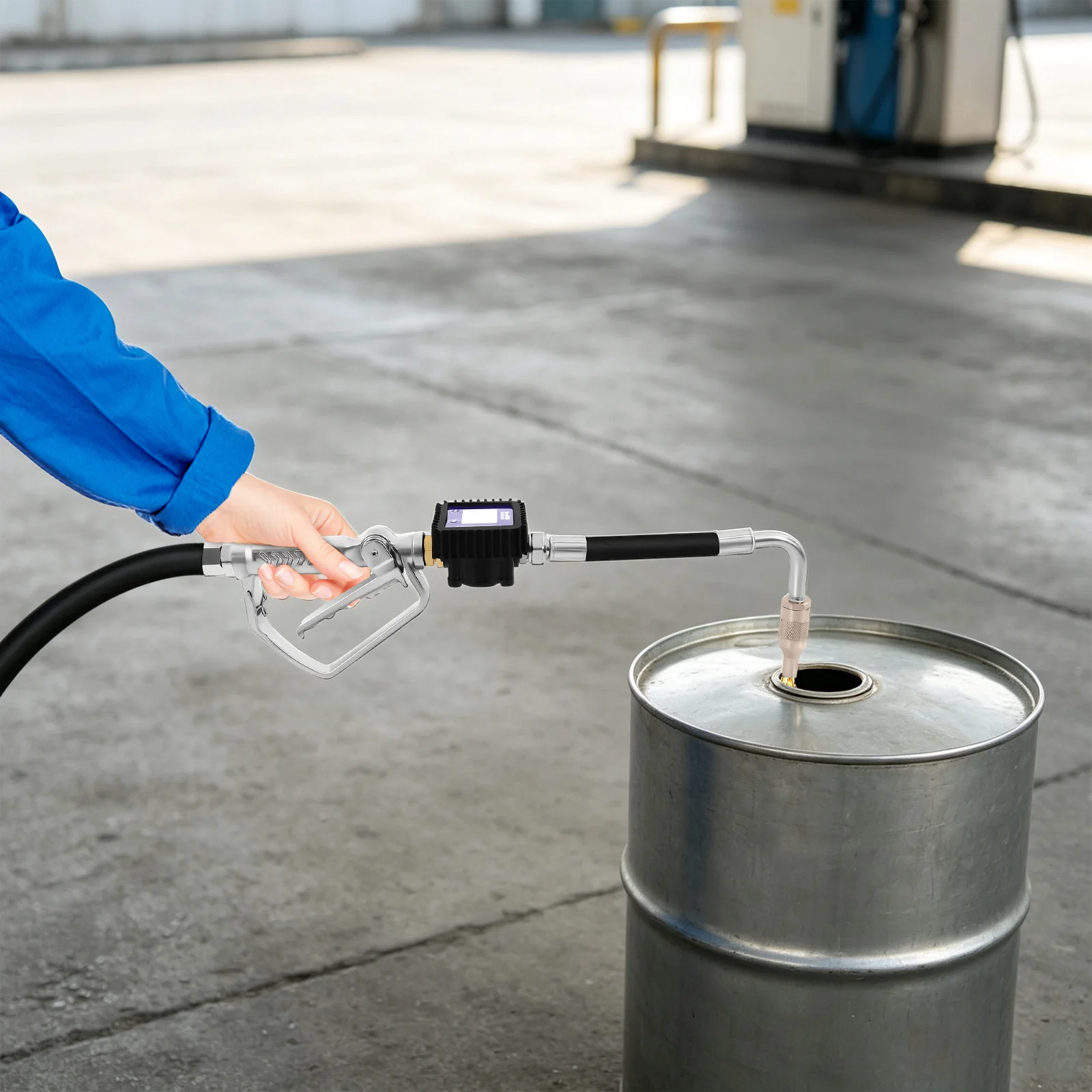 Oil Fluid Dispenser Gun with Gauge, Digital Fuel Metering Pump 360° Nozzle, Automatic Shutoff Oil Transfer Tool for Engine Oil