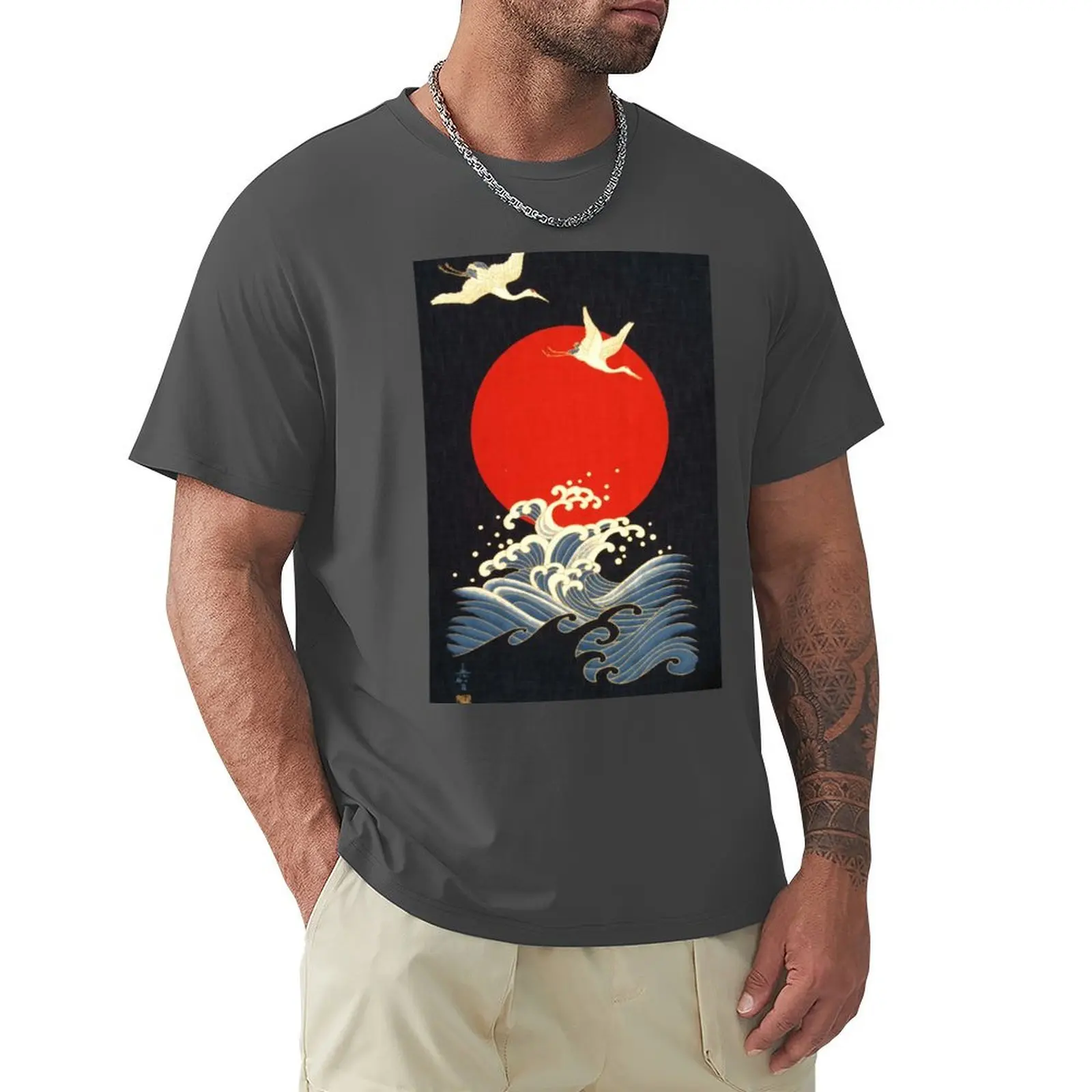 RED SUN ,FLYING CRANES AND SEA WAVES IN BLACK T-Shirt customizeds kawaii clothes oversized funny t shirts for men