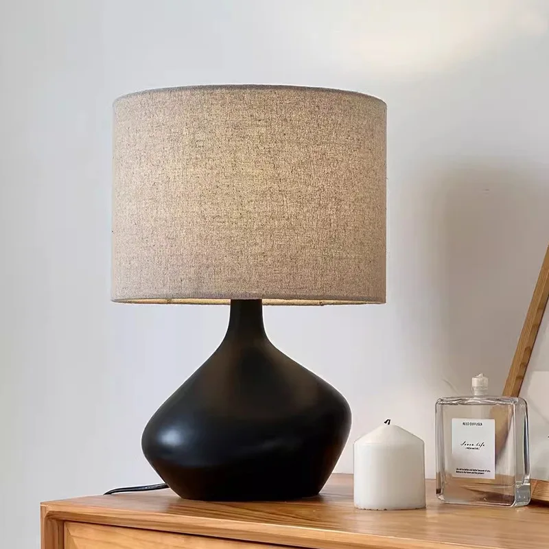 Simple desk lamp B & B bedroom living room side cabinet decorative bedside lamp