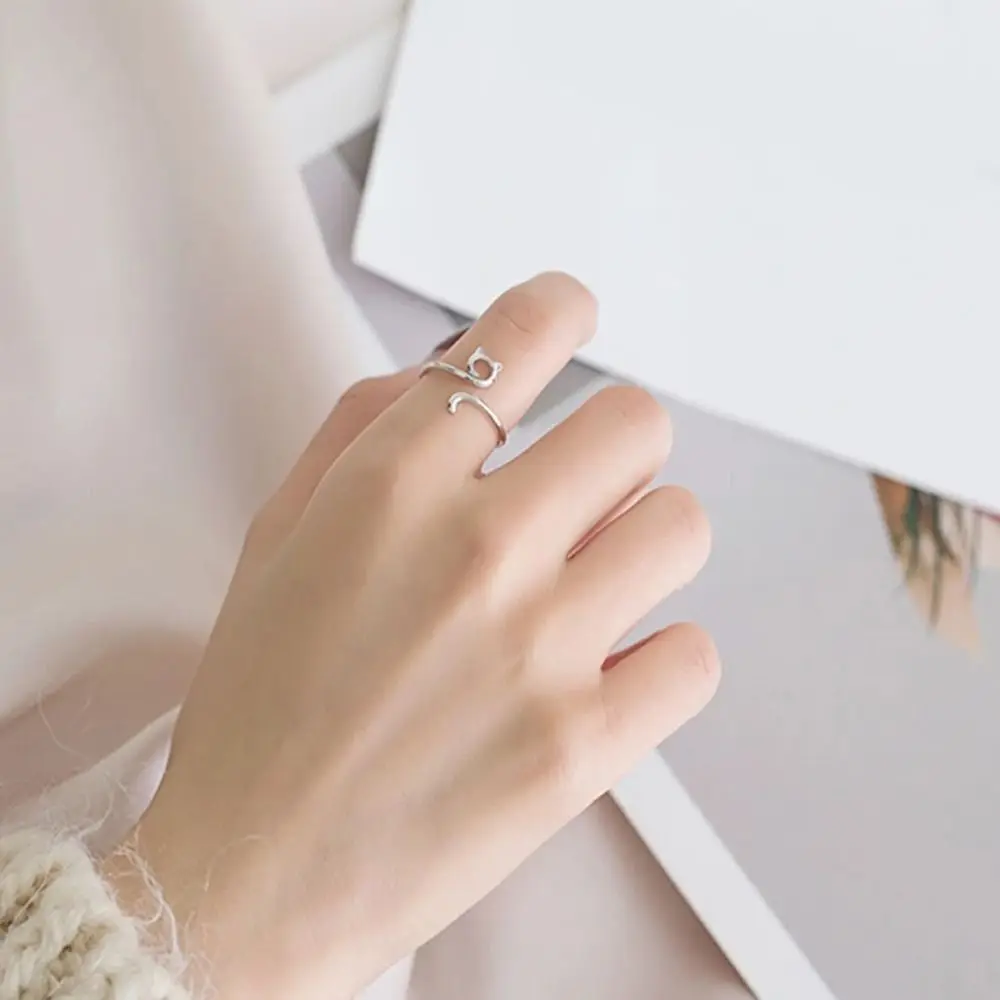 2pcs Handamde Metal Crochet Finger Ring Convenient Yarn Guide Tool Knitting Ring Open Adjustable Yarn Ring Wool Knitting - Image 3