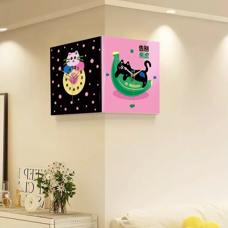 Modern farewell banana green living room corner double-sided wall clock, dopamine silent corner clock
