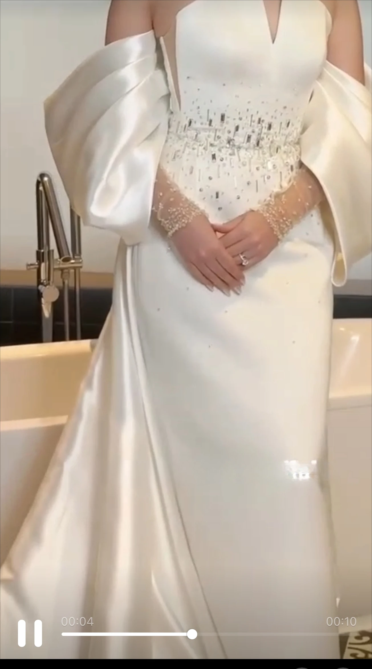 

Customized Strapless Satin Big Bows Crystal Beads Two Suit Pieces Evening Dress