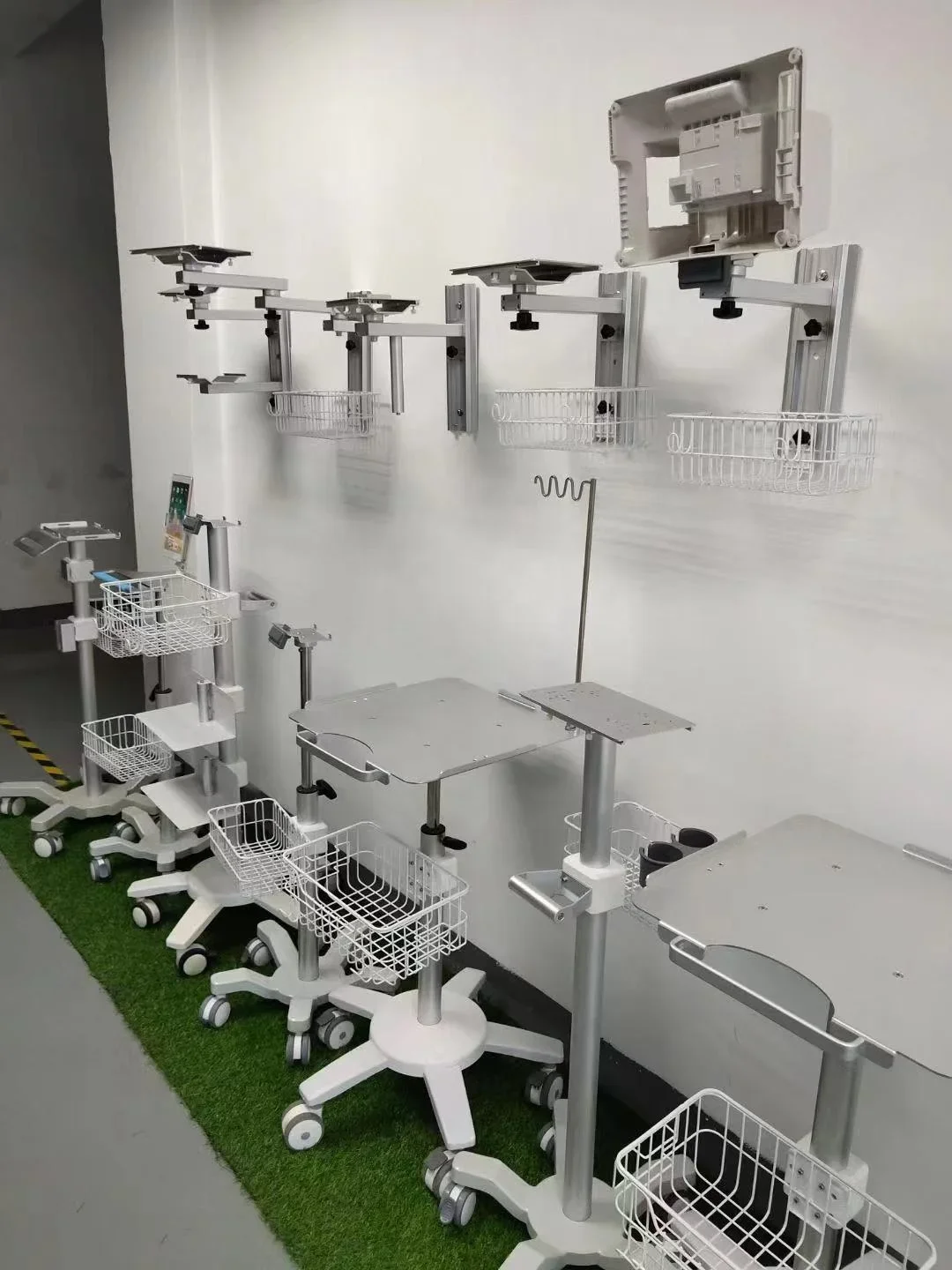 New arrival  Cheap Stainless Steel Medical Instrument Tablet  monitors Trolley cart With Baskets For Hospital Clinic ICU