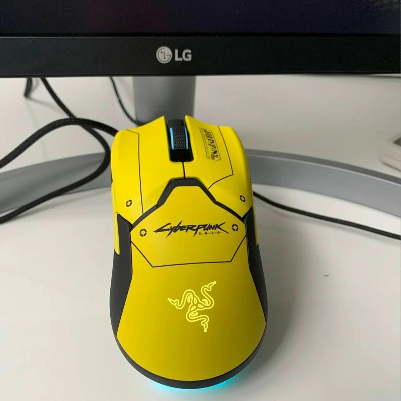 

Беспроводная мышь Razer Viper Ultimate, эргономичный дизайн, легкая RGB-машина с низкой задержкой, 20000 точек на дюйм, PUBG, индивидуальная игровая мышь для киберспорта