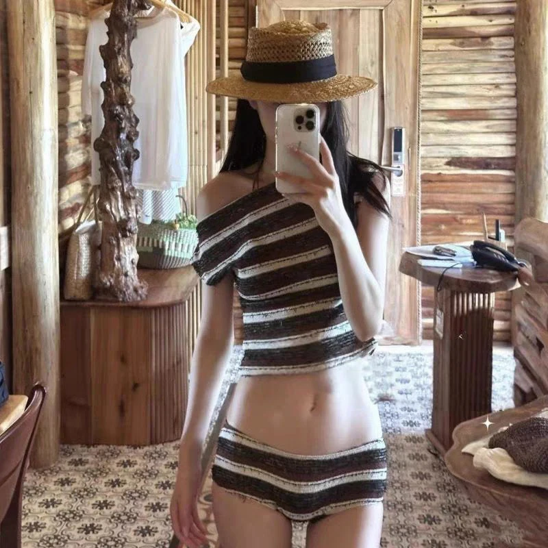 

Потрясающий комплект бикини из четырех предметов для женщин: раздельный купальник Vaion Onsen с эффектом высококачественного дизайна, новинка 2026 года.