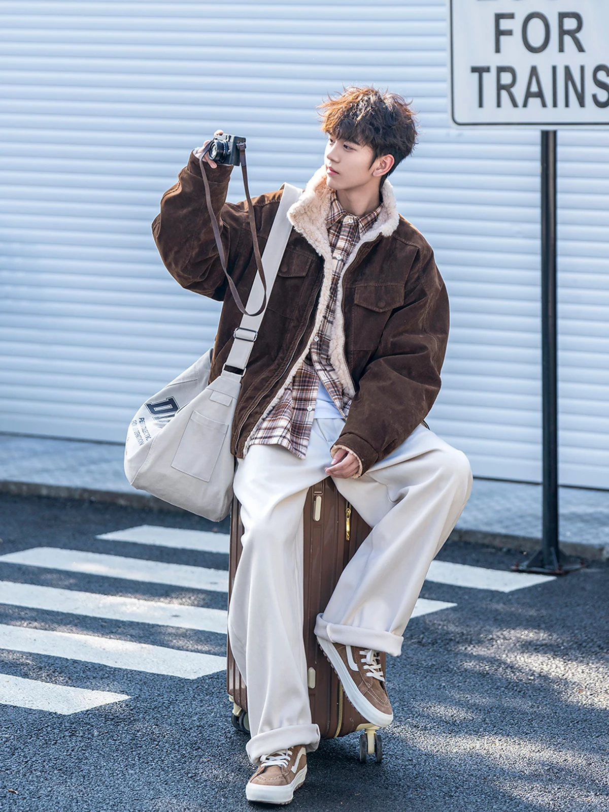 

Men's Thiened Warmth Lamb Fur Jaet Stand Collar Retro American Sle Cotton Coat Youth ular Loose Fit Winter Outerwear