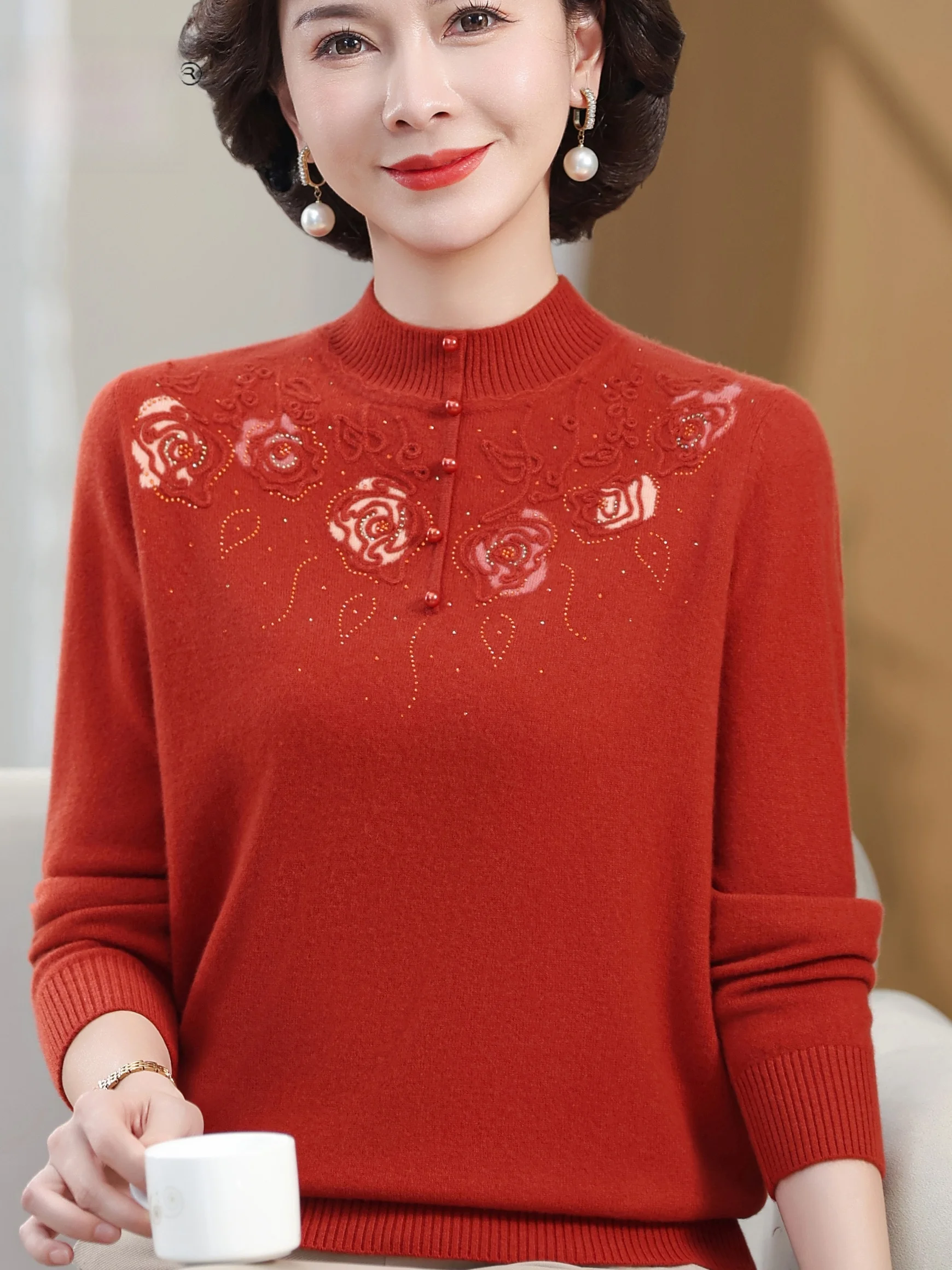 

Осень-зима модный вязаный свитер для женщин среднего возраста красный f-высокий воротник полностью шерстяной вышитый цветок большой размер