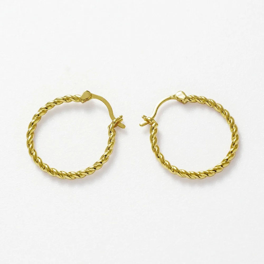 Daisini Vintage Twisted Hoop Earrings for Women Gold Plated Brass Twist Ear Buckle Stackable Circle Hoops Party Jewelry