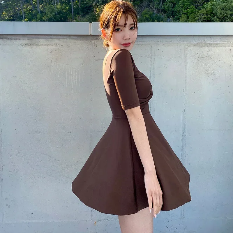 2023 New Wisuwore Skirt Style One-piece Swimsuit Women V-neck Short Sleeve Coverup Solid Color Vintage Hot Spring Swimming Suit