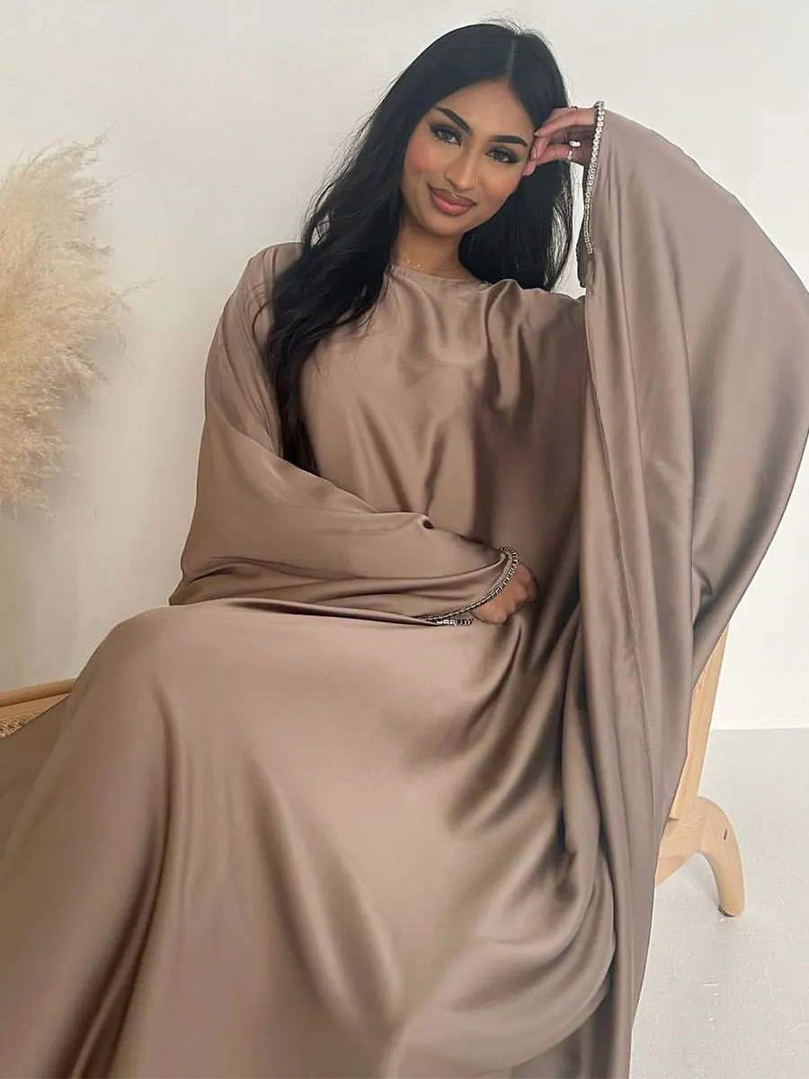 Party Dress For Muslim Woman Beading Batwing Sleeve O-Neck Dubai Saudi Abaya Elegant Urban Loose Moroccan Kebaya With Belt 2024