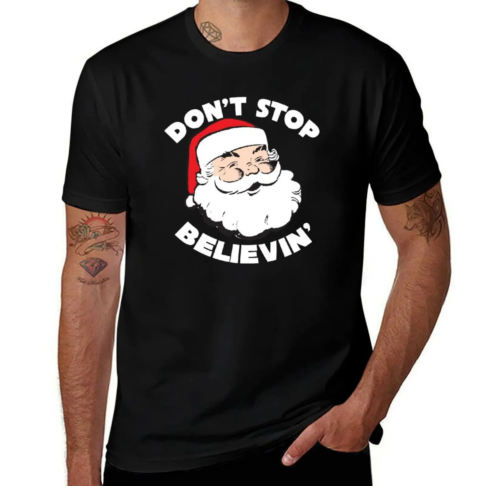 Don't Stop Believin' Santa Christmas T Shirt T-Shirt Trendy Casual Short Sleeve Shirt