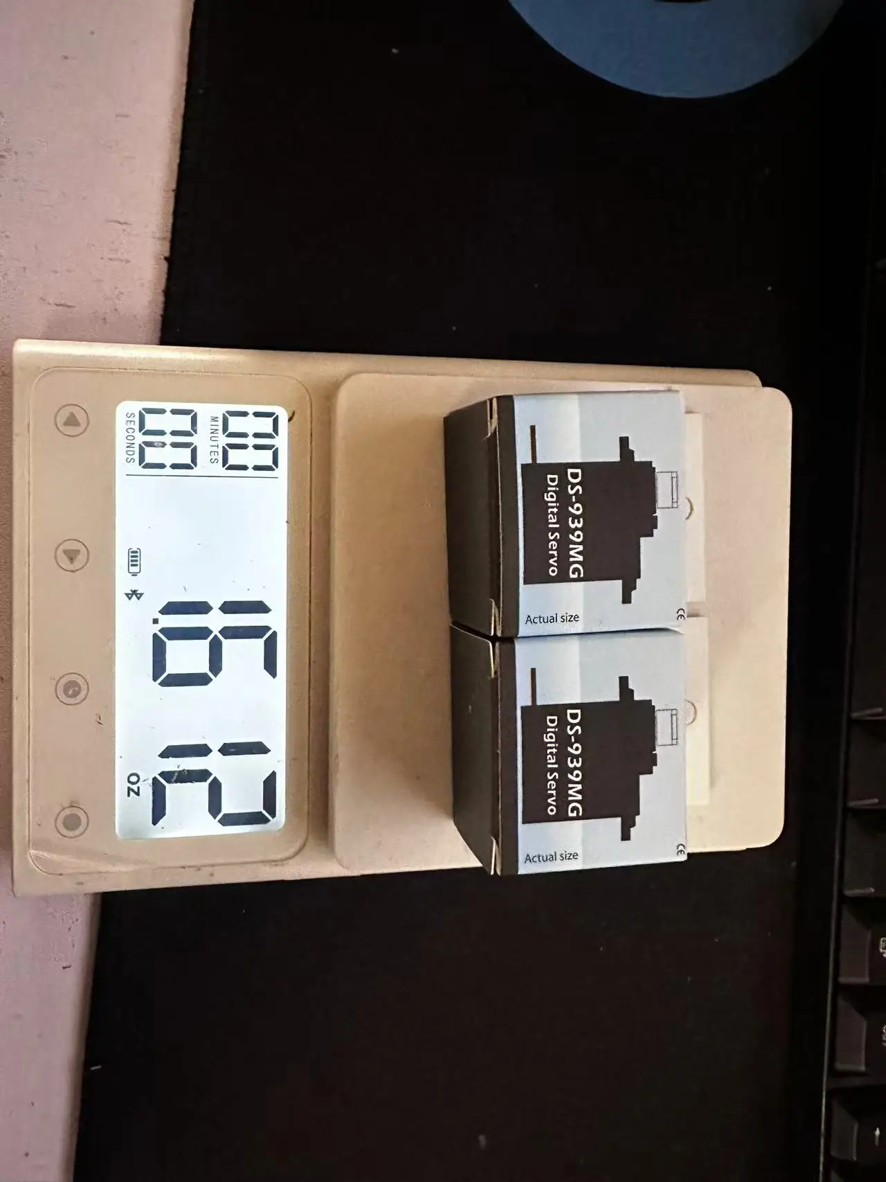 Corona DS939MG2.8kg 0.12sec 12.5g Digital Metal Gear Mini Servo for Hobby Robotics Education Industrial car   Airplane