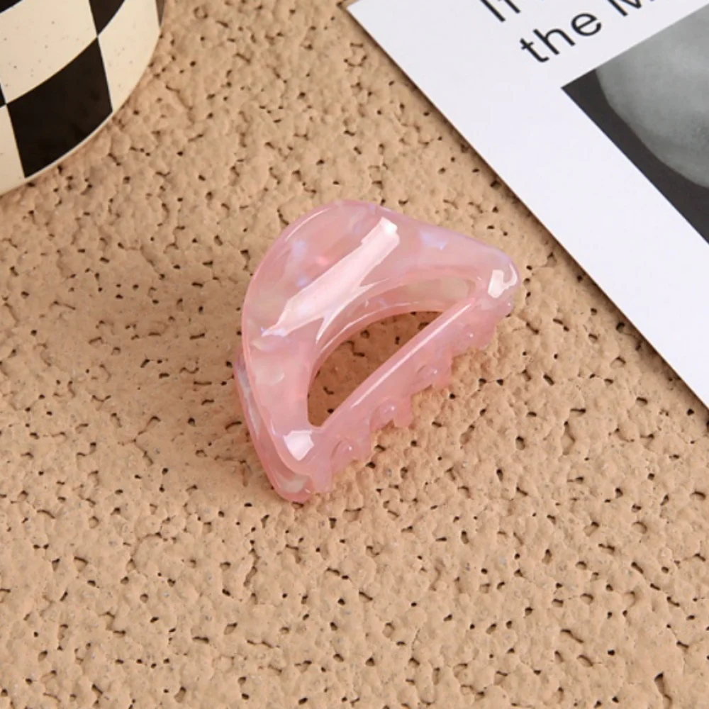 Metall-Haarklammer, elegante, hohle, geometrische kleine Haarspangen, koreanische Haarspangen, Mädchen-Haarnadeln, modische Haarkrabben für Damen – Detail 9