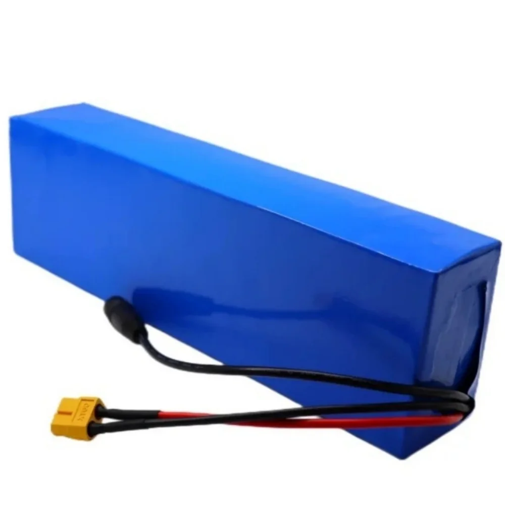 

48V 14Ah 13S2P 21700 Lithium Battery Pack - High Power Balanced Built-in BMS for 500W/700W Electric Scooter Tools.