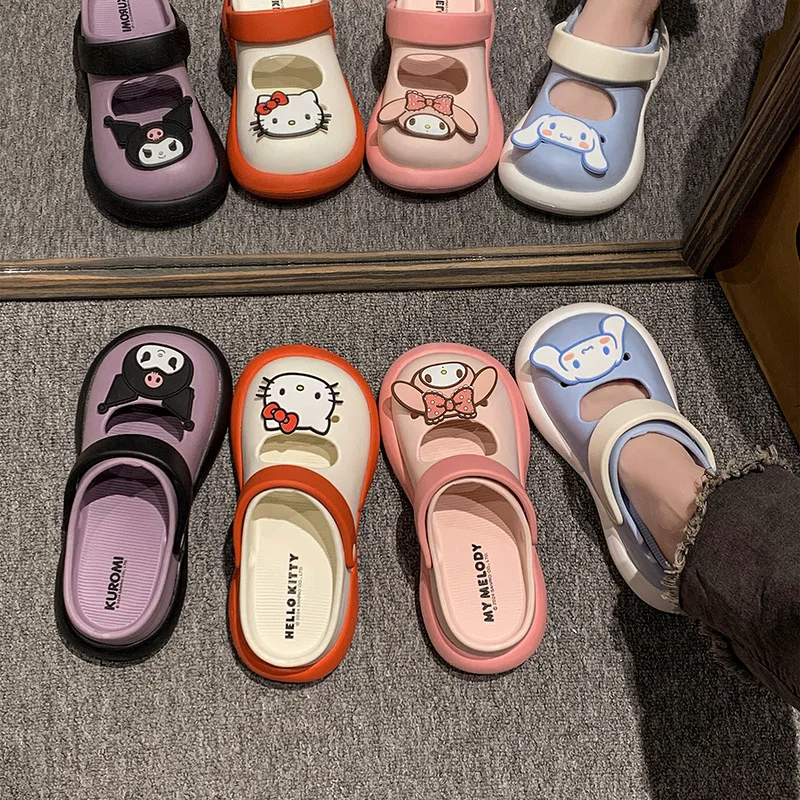 New Summer Sanrio Melody Crocs Women's Beach Hello Kitty Non-slip Beach Slip-on Slippers Summer Wear Accessories Gifts Cute