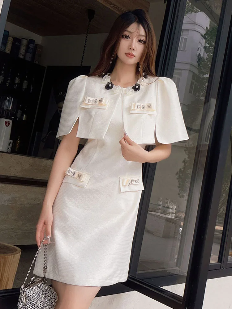 Dabuwawa Two Pieces Suit Vest Dress Jacket Pocket England Style Autumn 2023 Women Bow Embroidered Flares Cloak Sleeves DM1BSE073