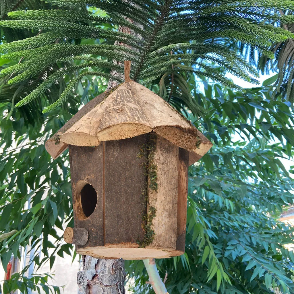 Wooden Birdhouse Resting Place for Birds Decor Mini Handcrafted Hummingbird House for Home