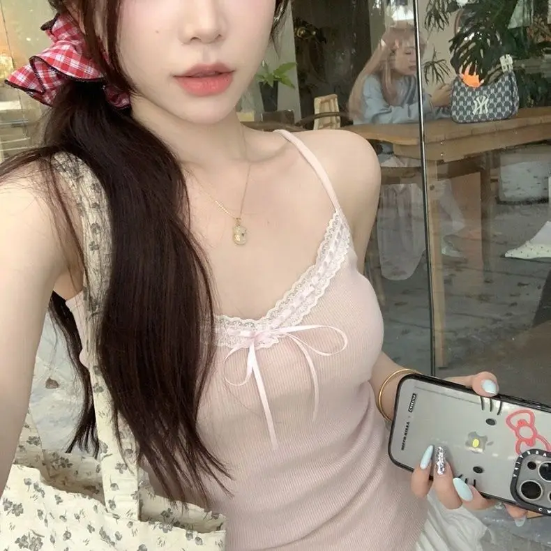オリジナルレーススプライシングピュアデザイアストラップベスト女性の夏の新しい甘い蝶結びスリムショートスタイル上半身