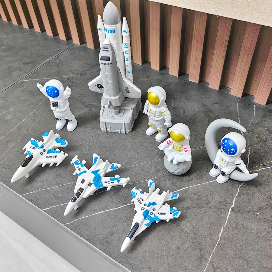 Thumbnail 2 - #76 Most Reviewed Toy Spaceships