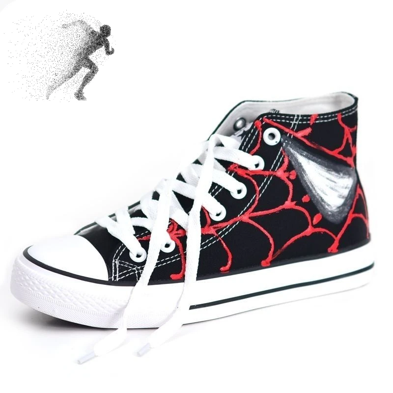 Nuove scarpe alte originali in tela Graffiti alla moda Spider Man con personalità e bell'aspetto Scarpe da ginnastica per coppia dipinte a mano