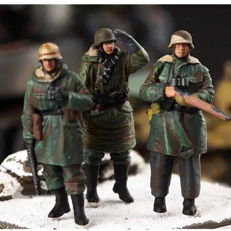 1/72 Scale German Winter 3Pcs Soldiers Action Figures Scene Accessory Model DIY Doll Ornament Collection Display Toy Gift Fan