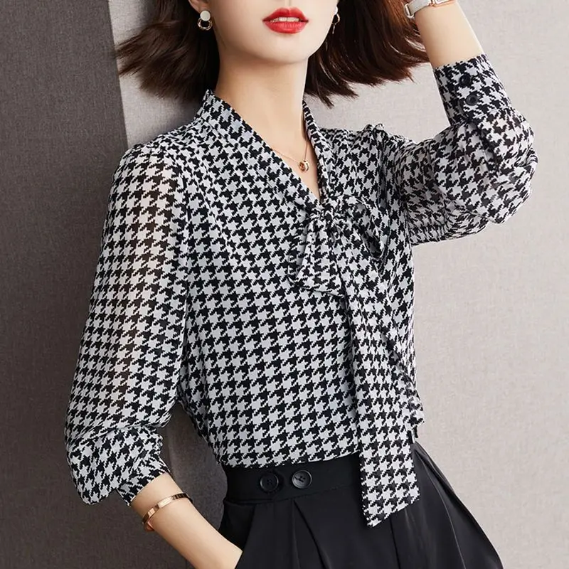 Elegante botão emendado houndstooth laço acima blusa feminina roupas primavera 2023 nova coreano pullovers chiffon escritório senhora camisa