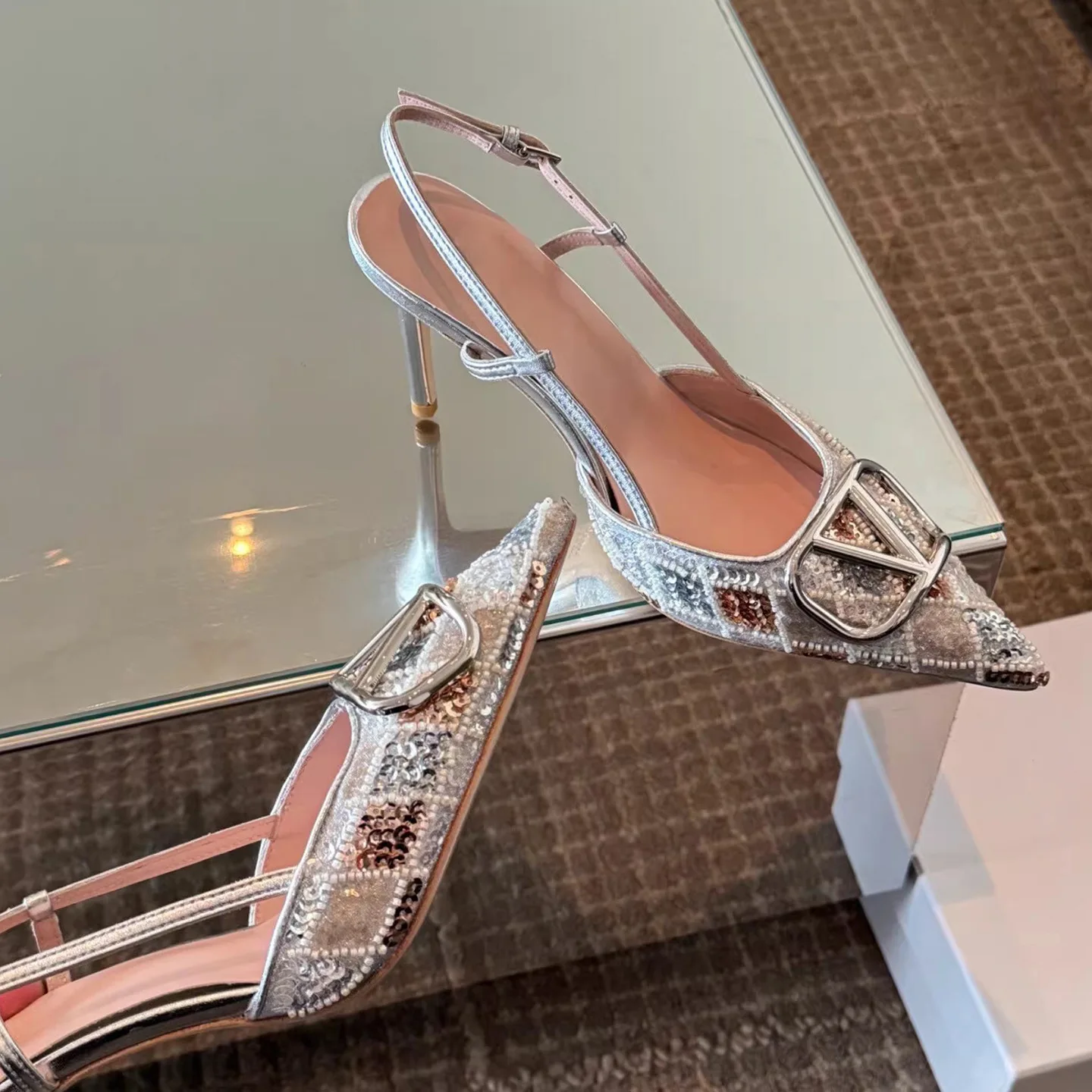 sandalias-de-tacon-alto-con-punta-puntiaguda-y-brillantes-para-el-verano-2026-zapatos-de-mujer-con-incrustaciones-de-diamant