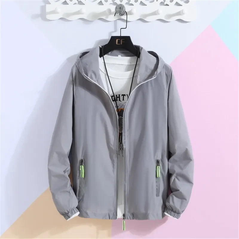 New Women's Thin Coat Summer Sun Protection Clothing Reflective Zipper Hooded Casual Jacket Family Lovers Clothing