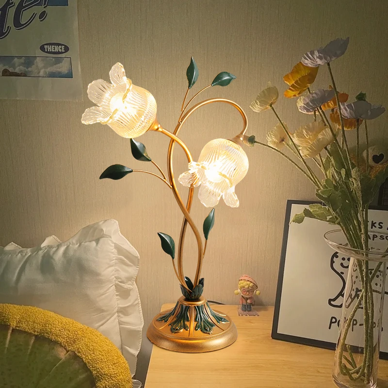 

Pastoral Table Lamp Princess Art Rose Flower Gift Lamp