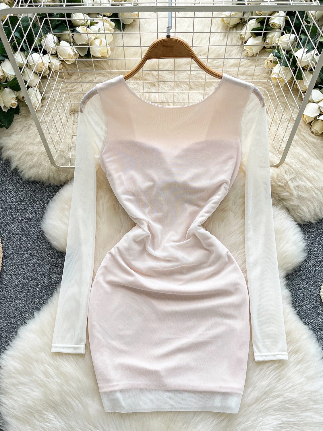 2026 جديد الخريف أزياء مثير ساحة طوق فستان بكم طويل الماس الديكور الدانتيل شبكة المرقعة قصيرة التفاف فستان قصير