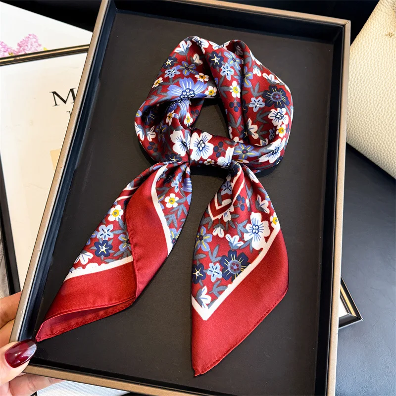 

Flower Print Designer Silk Scarf Women Fashion Head Hair Kerchief Outdoors Sunscreen Shawl Designer70cm Square Headband Hijabs