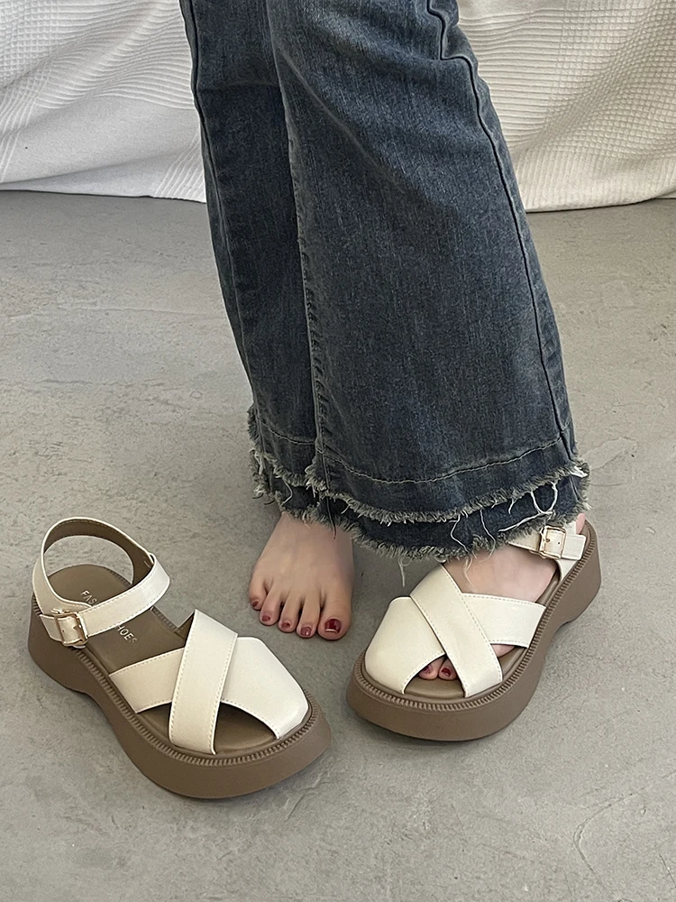 Retro Woman Shoes Beige Heeled Sandals 2024 Summer Clogs Wedge Med Original Black Outside Girls Beach Flat New Sports Platform C