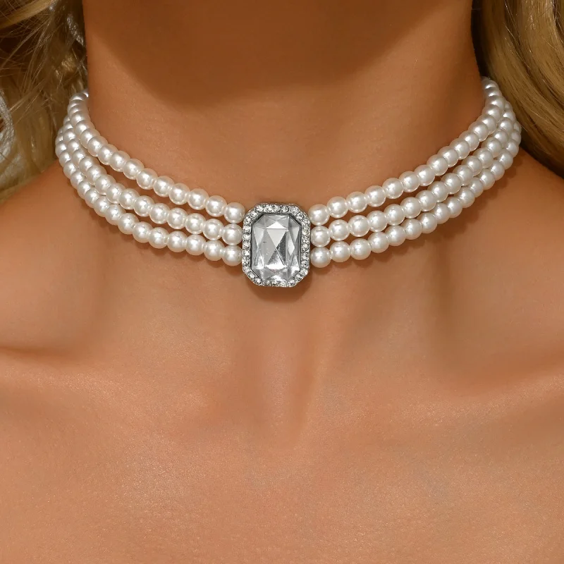 

Europe and America Cross Border Ornament French-style Light Luxury Short Collarbone Chain Imitation Pearlchoker Vintage Beaded N