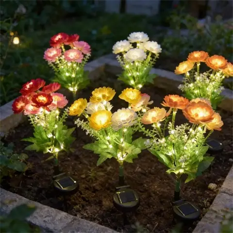Lampada Solare LED a 7 Teste a Forma di Fiore di Loto, per Decorazione Esterna di Giardini, Cortili e Feste Natalizie