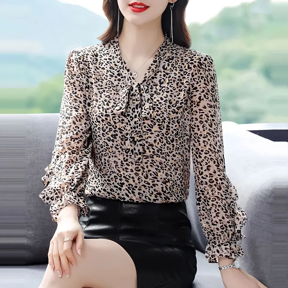 Women Spring Summer Style Chiffon Blouses Shirts Lady Casual Long Sleeve Bow Tie Collar Leopard Printed Blusas Tops DF4926