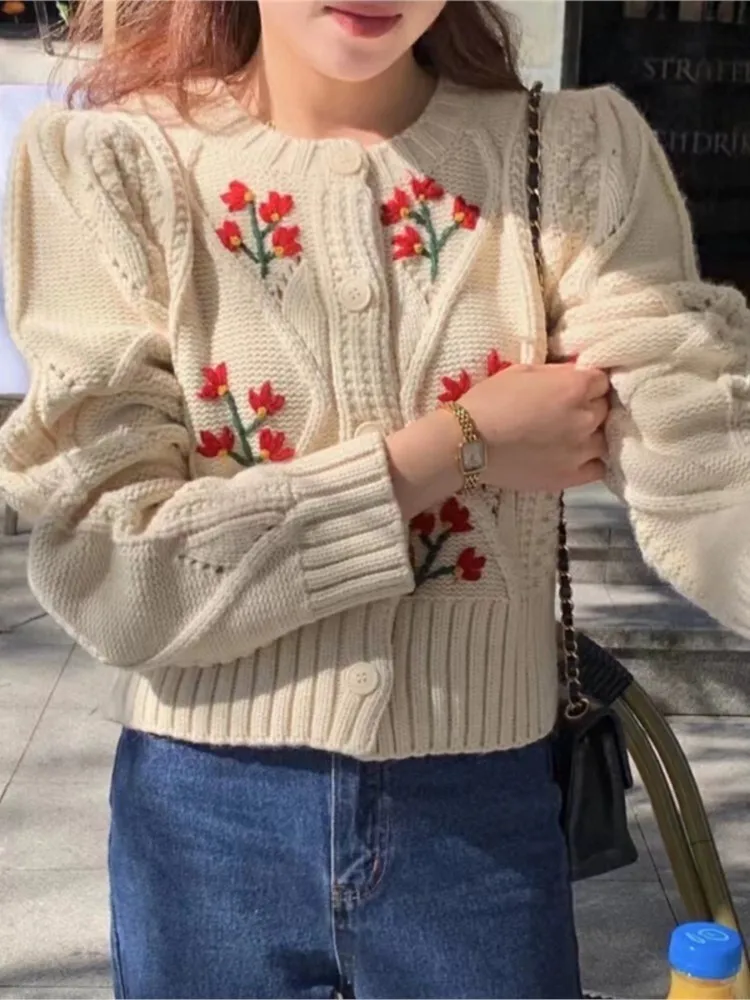 Knit Cardigan Sweater Women Floral Embroidery Elegant Sweaters Autumn Winter 2023 Fashion French Vintage Long Sleeve Knitwear