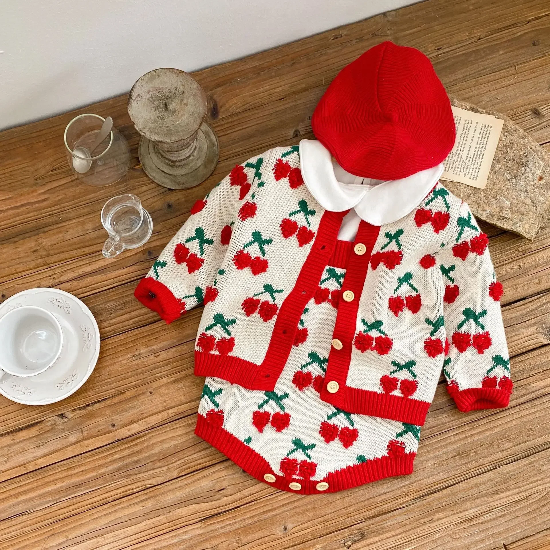 Rompers Autumn Winter Baby Clothing Cherry Embroidery Lovely Sweet Long Sleeved Tops Coat Round Collar Button Loose