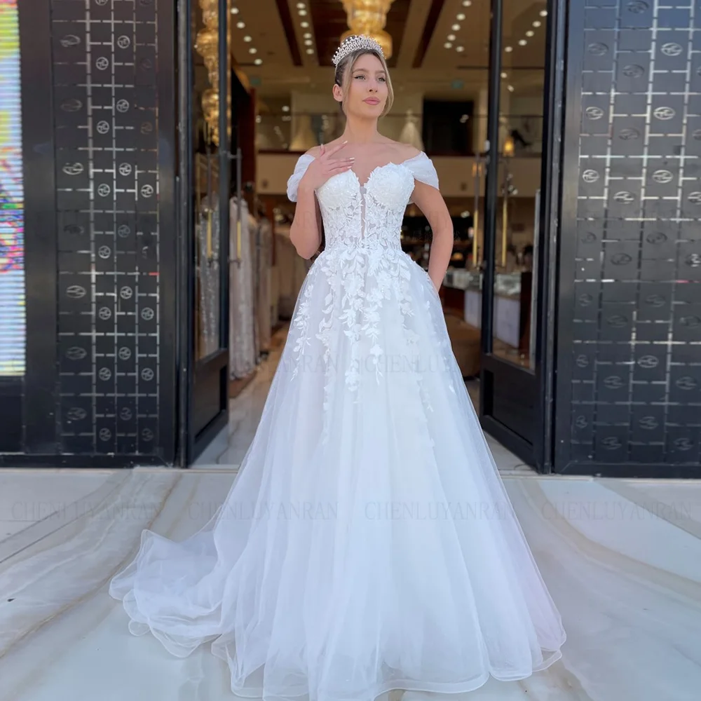 Robe de Mariée Élégante en Ivoire, Ligne A, Luxe, 2024